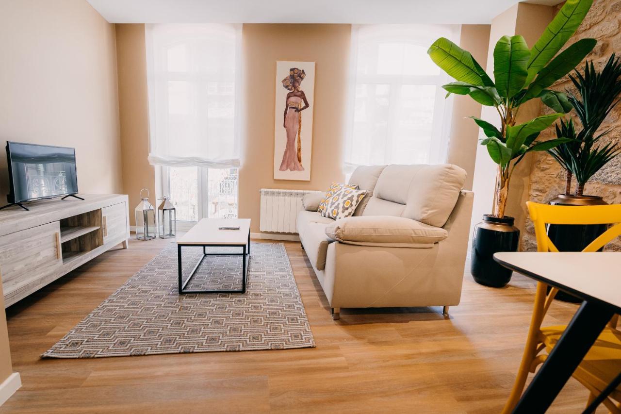 Apartamentos Rúa Vella Caldas De Reis Esterno foto