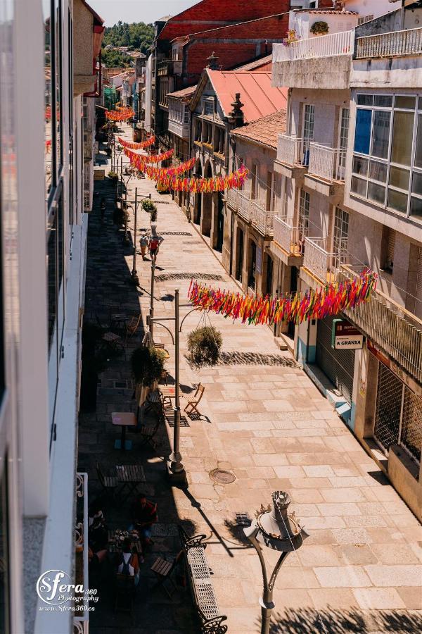 Apartamentos Rúa Vella Caldas De Reis Esterno foto