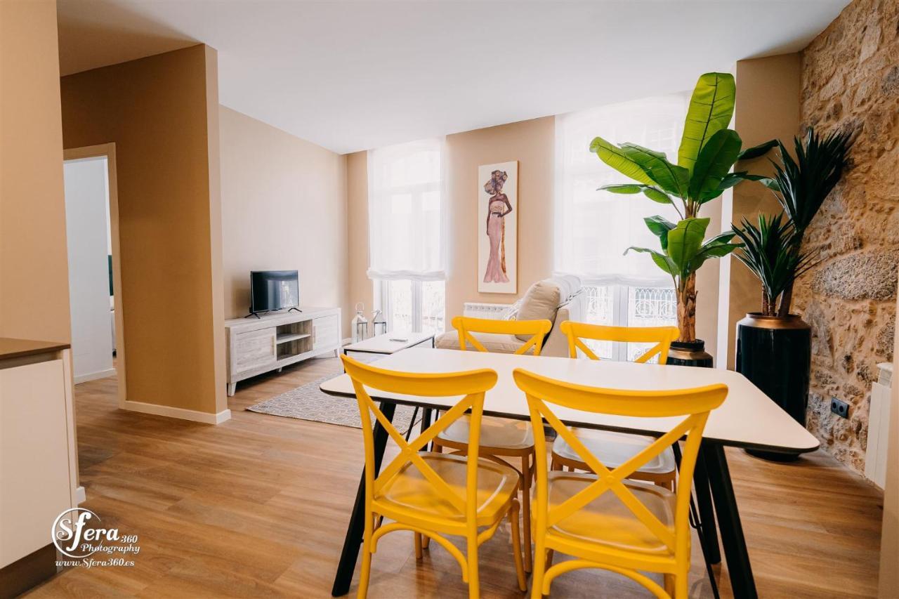 Apartamentos Rúa Vella Caldas De Reis Esterno foto