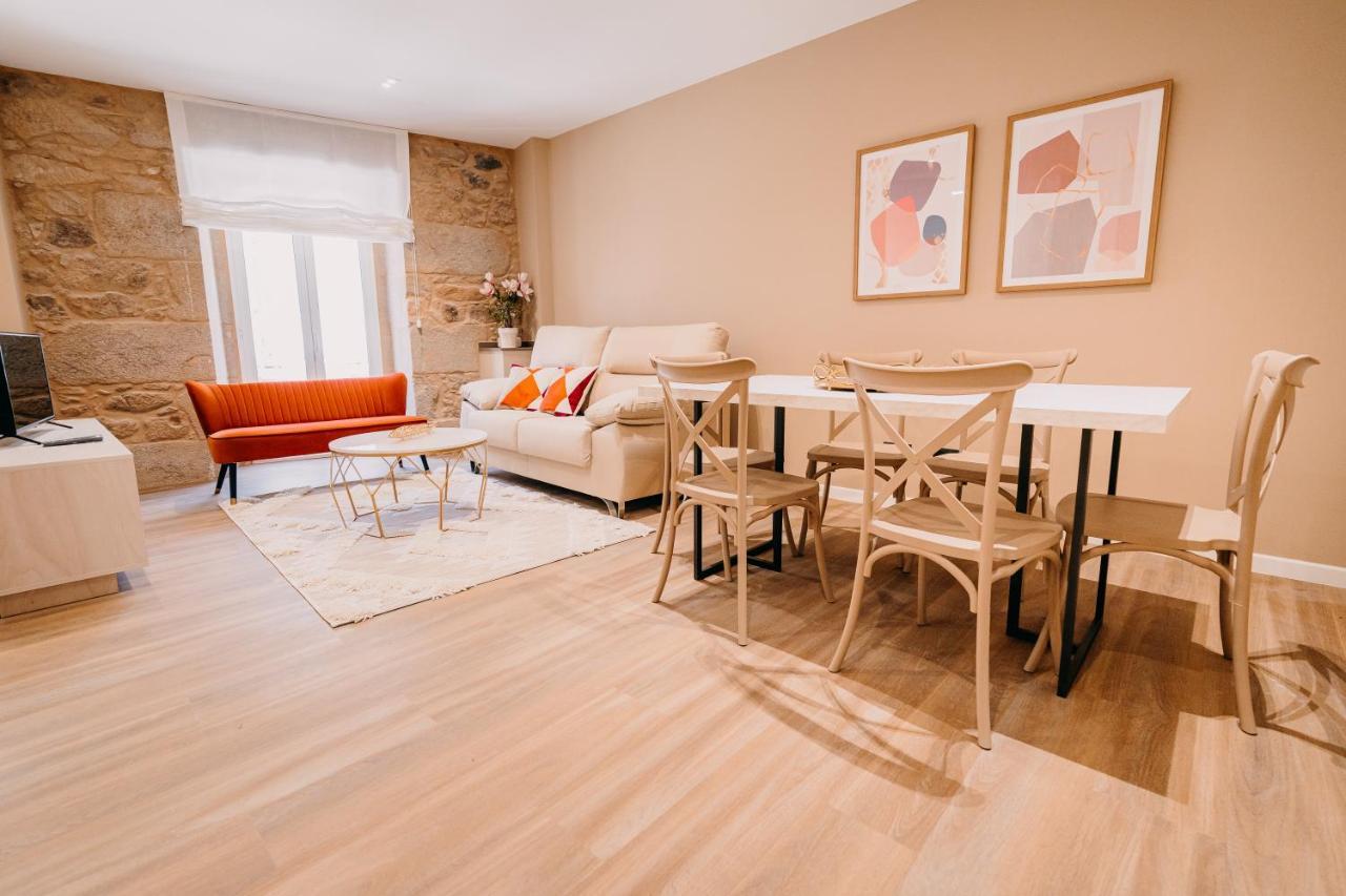 Apartamentos Rúa Vella Caldas De Reis Esterno foto